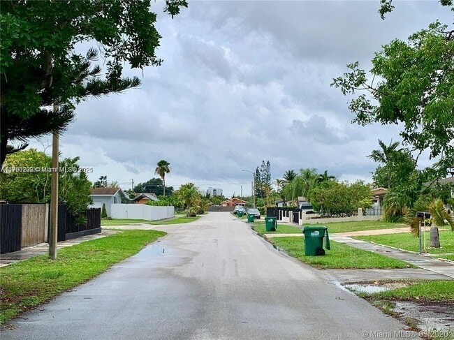 Building Photo - 20600 SW 118th Pl
