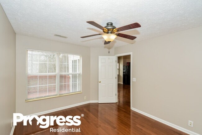 Building Photo - 4228 Chesney Glen Dr