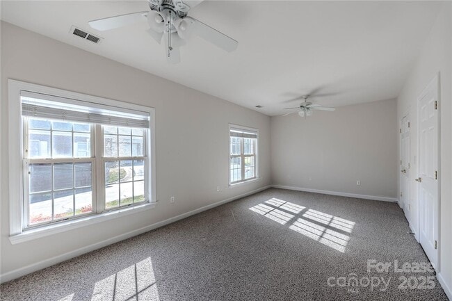 Building Photo - 8189 Windsor Ridge Dr