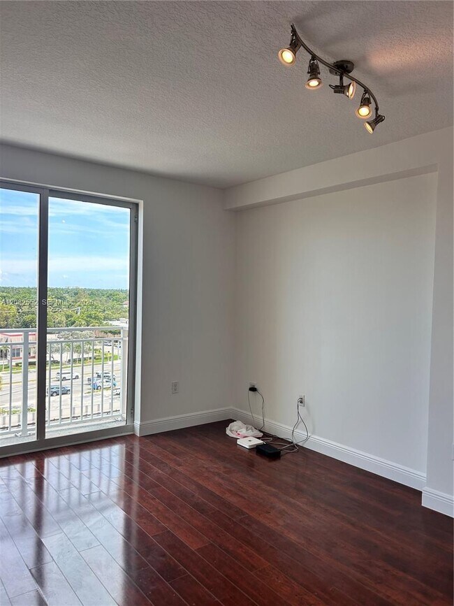 Building Photo - 7275 SW 90th Way