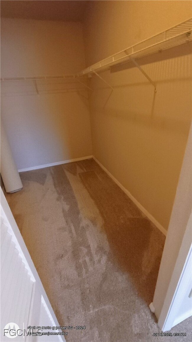 Building Photo - 13247 Whitehaven Ln