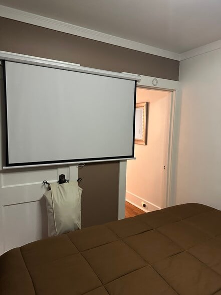 Building Photo - 3342 Bookman Ave