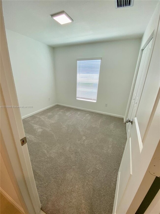 Building Photo - 5971 Pickering Dr