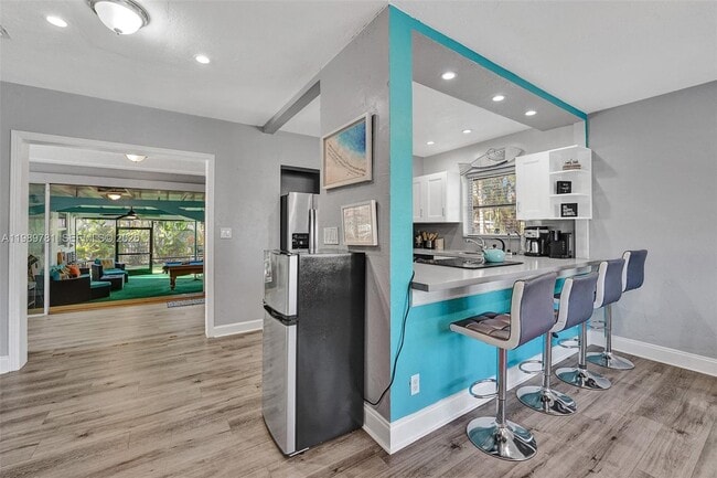 Building Photo - 529 NW 8th St