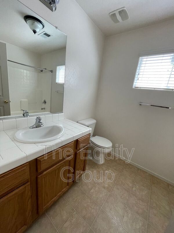 Building Photo - 2844 W Payson Ct