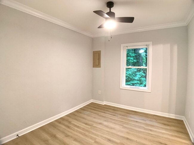 Building Photo - 1624 Golf Club Ln