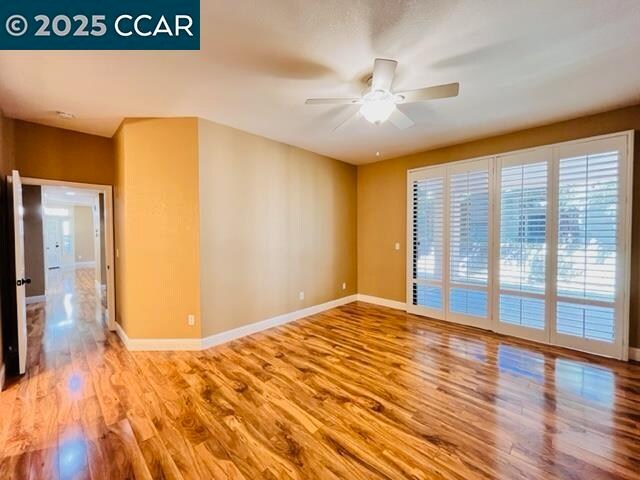 Building Photo - 3046 Lakemont Dr