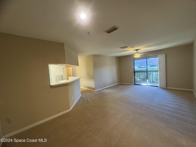 Building Photo - 7667 N Wickham Rd