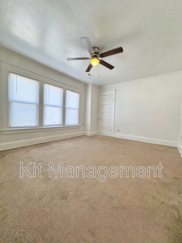 Building Photo - 2057 Airport Hwy