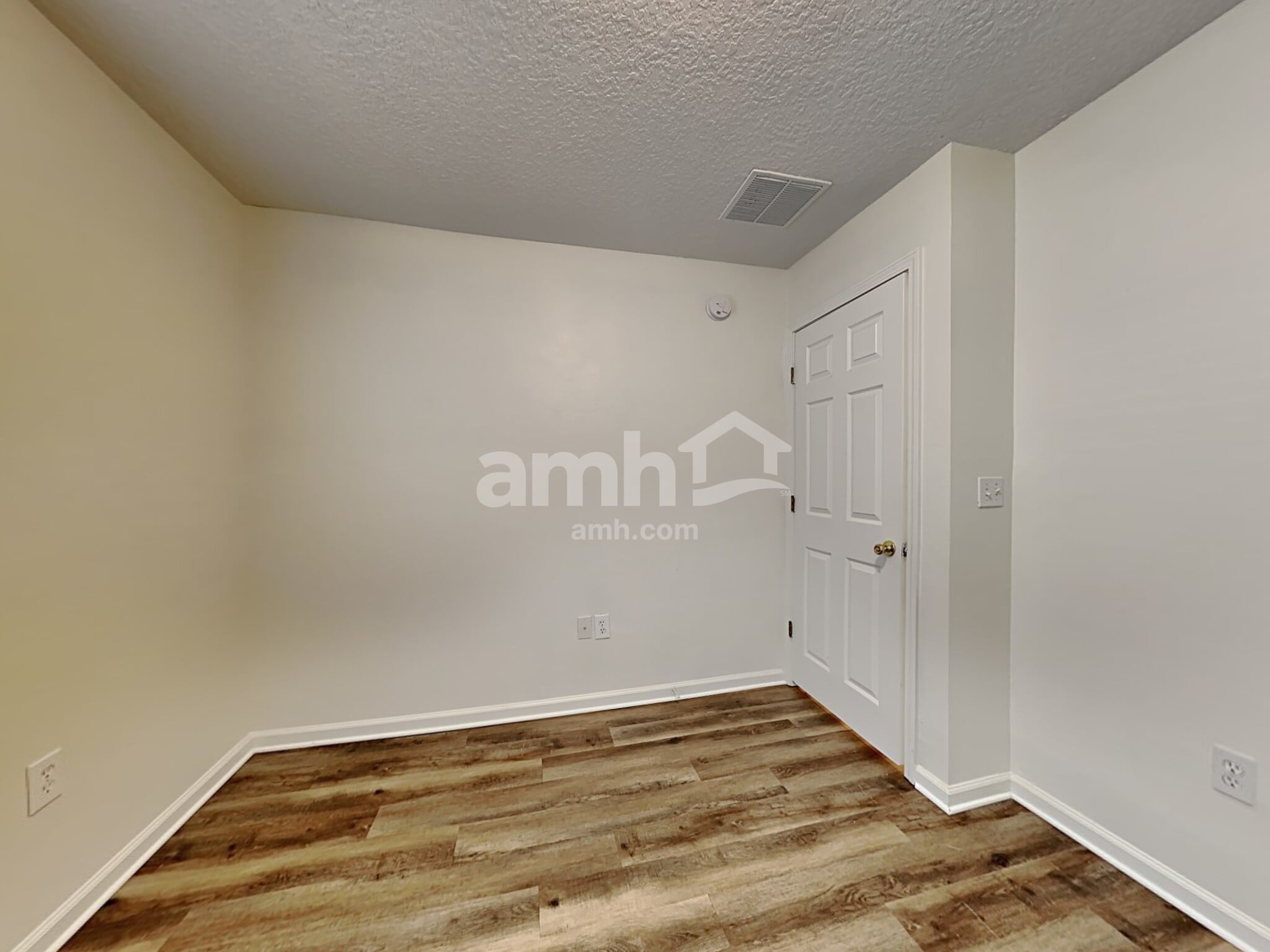 Building Photo - 201 Marisco Way