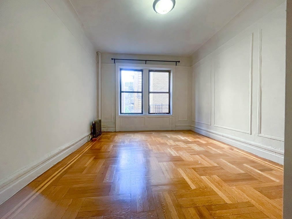 Building Photo - 664 W 163rd St