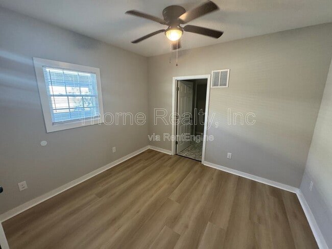 Building Photo - 815 Belleview Ave