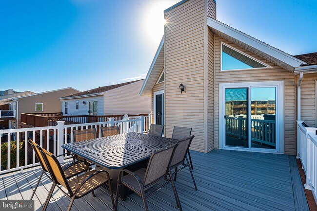 Building Photo - 148 Captains Quarters Rd