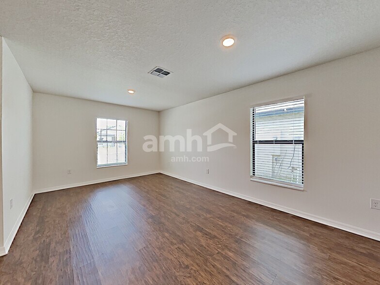 Building Photo - 1108 Brenton Leaf Dr