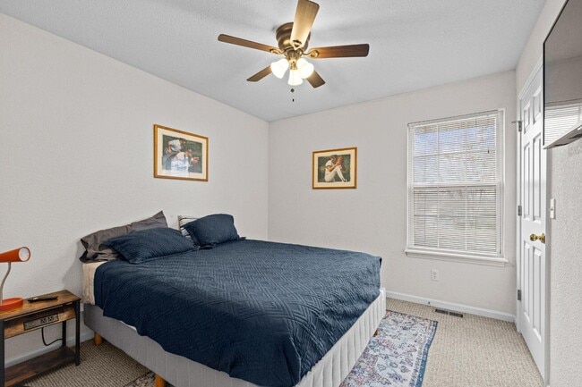 Building Photo - 5343 Godas Cir