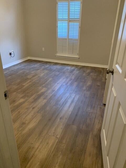 Building Photo - 307 Sand Myrtle Way