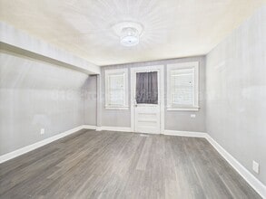 Building Photo - 701 W Kansas St