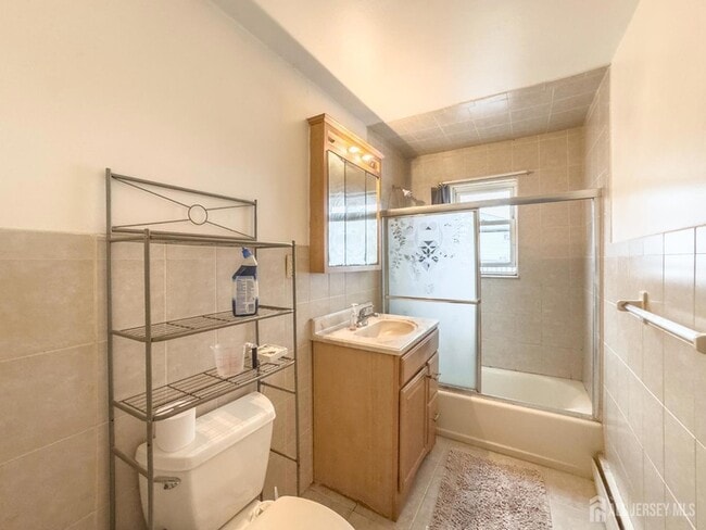 Building Photo - 66 Hagaman St