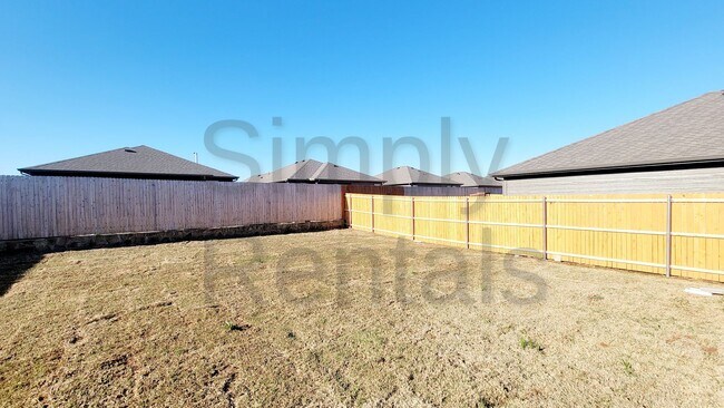 Building Photo - 1417 Brindle Dr
