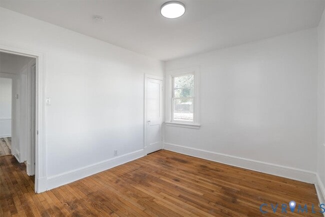Building Photo - 1401 Byron St