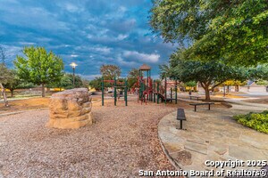 Building Photo - 8406 Loska Grn