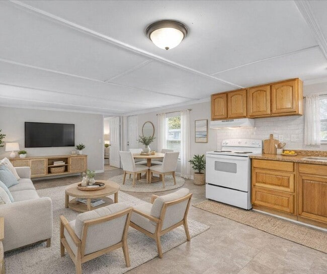 Building Photo - 10166 103rd St