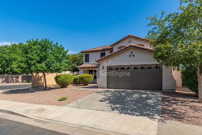 Building Photo - 3748 E Betsy Ln