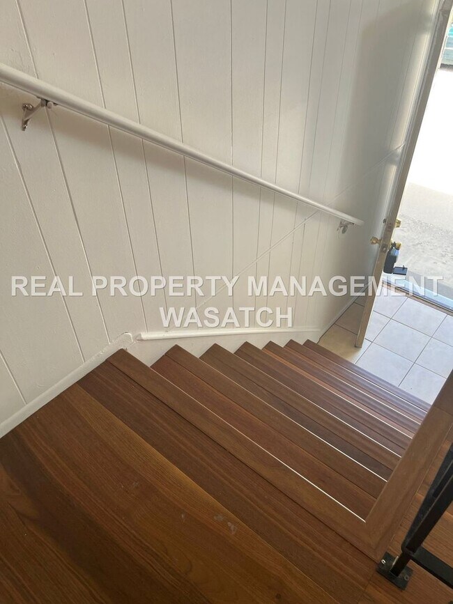 Building Photo - 265 E 5900 S