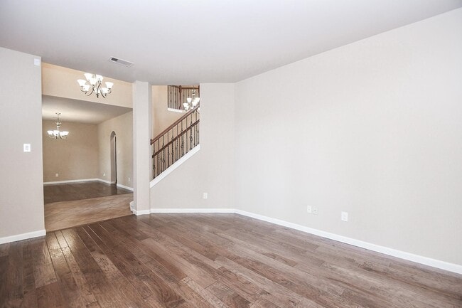 Building Photo - 5207 Belvedere Dr