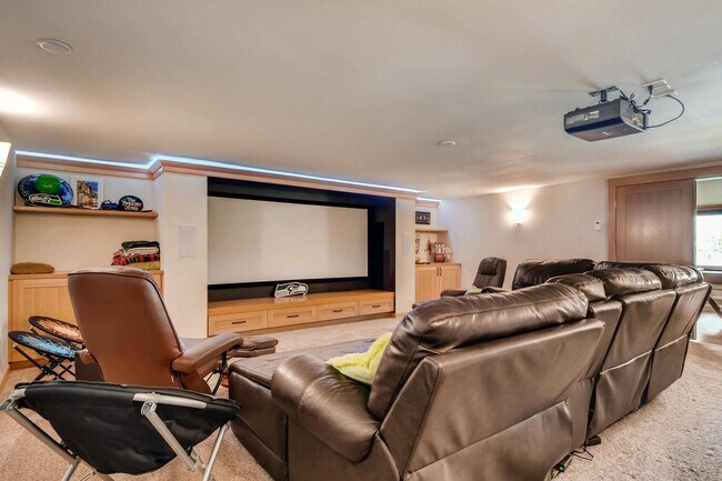 Building Photo - Blue Ridge Waterfront Home