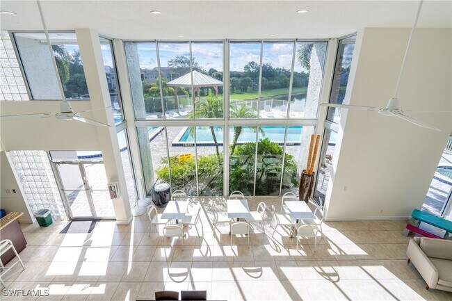 Building Photo - 108 Santa Clara Dr
