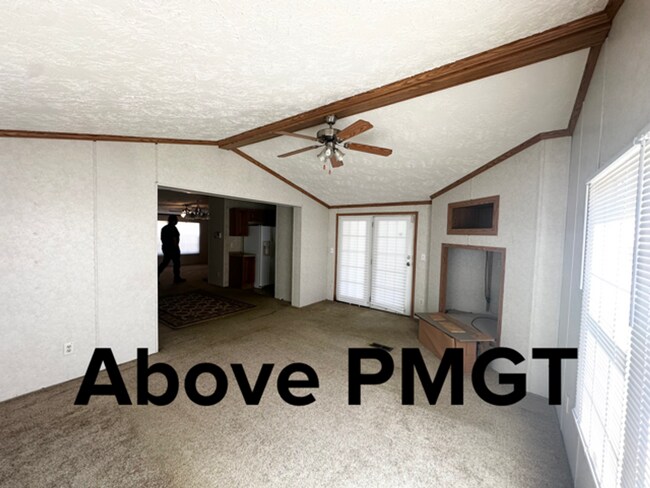 Building Photo - Campobello Country Living