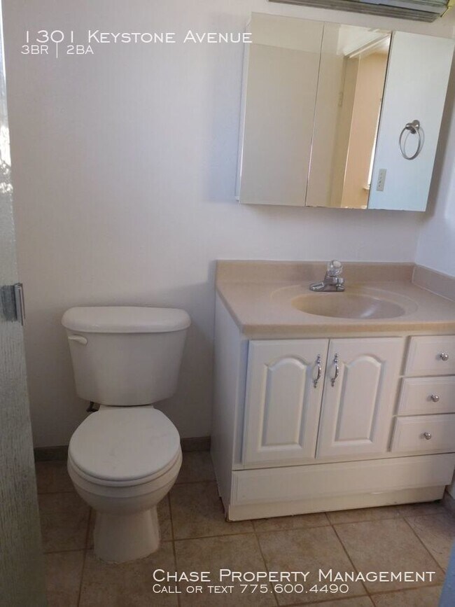 Building Photo - Single level home in Northwest Reno