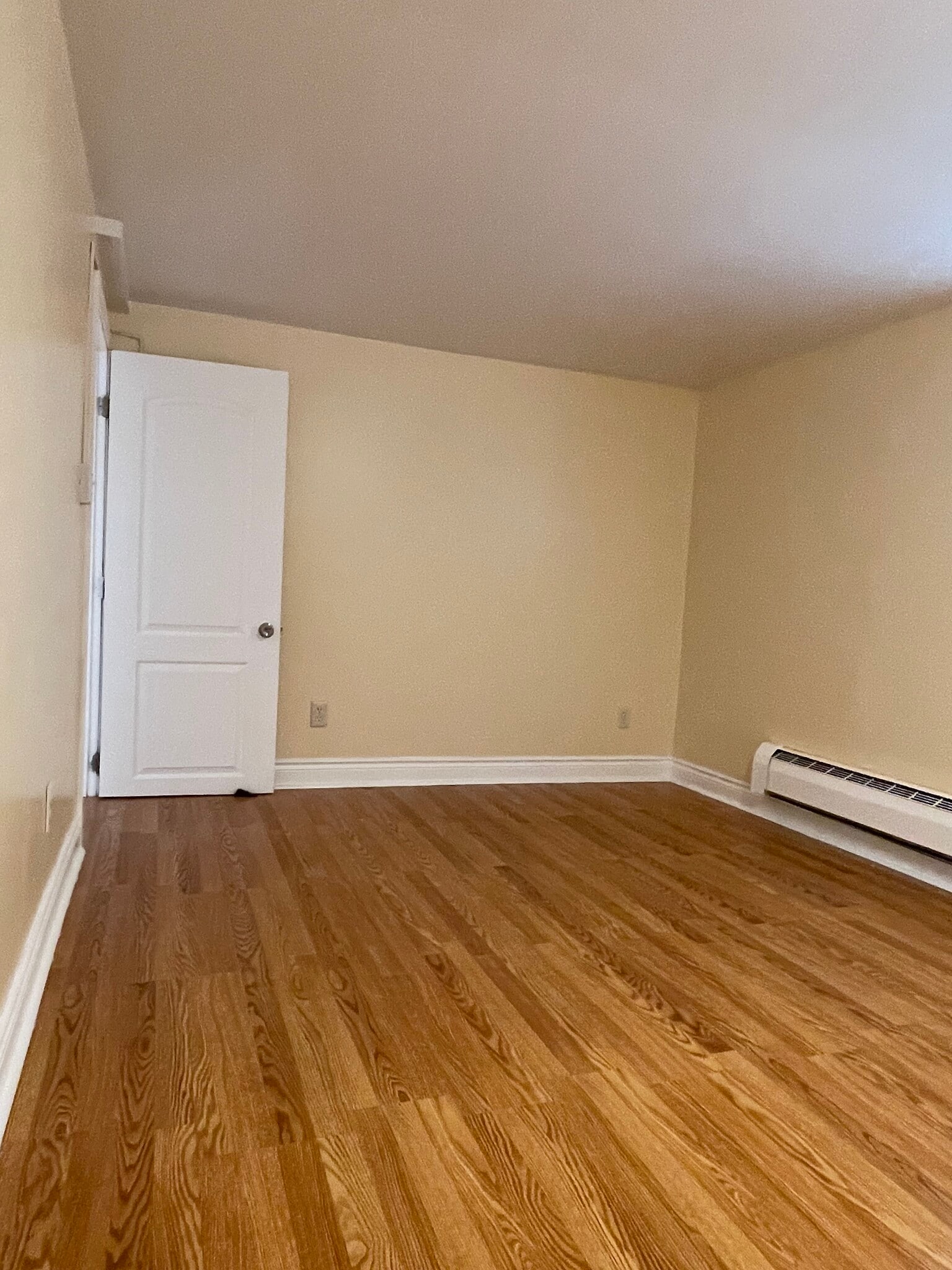 Main Bedroom - 6125 S Kilpatrick Ave