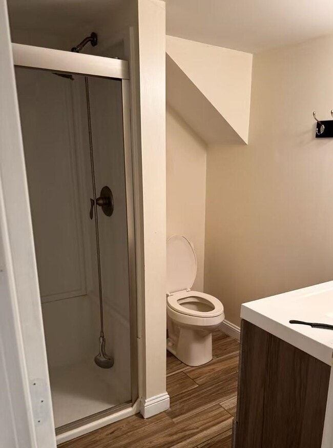 Building Photo - 513 S Brooks St