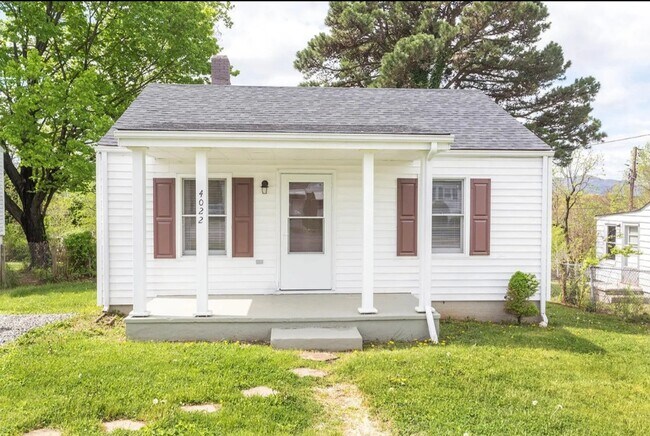 Primary Photo - 4022 Maine Ave NW