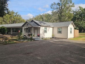 Building Photo - 198 Broad St