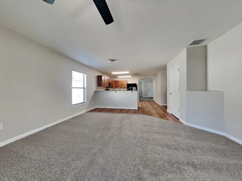 Building Photo - 11819 Thicket Wood Dr