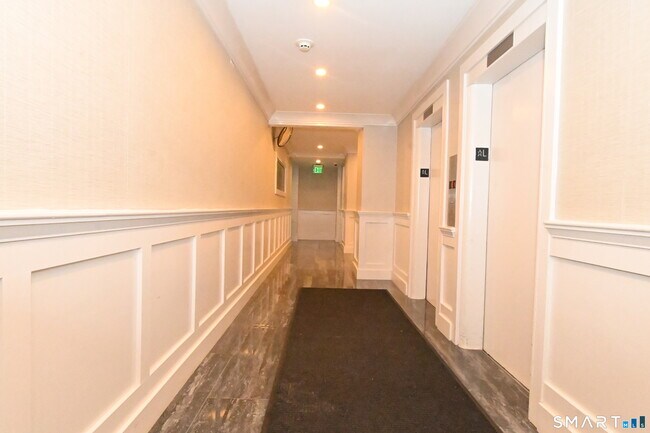 Building Photo - 27 Northill St