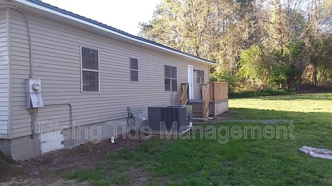 Building Photo - 9321 Silley Dean Rd