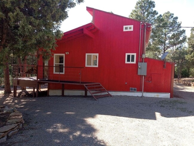 Building Photo - 64 McMillen Rd
