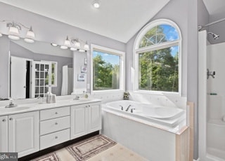 Building Photo - 22388 Deerpath Ct