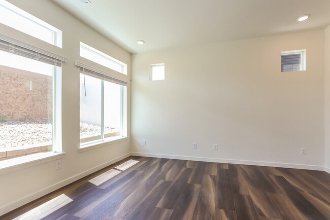 Building Photo - 4764 N Tower Dr