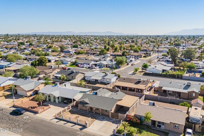 Building Photo - 8107 W College Dr