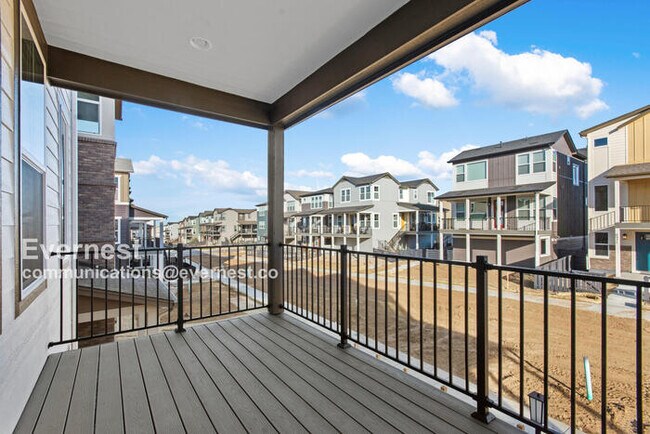 Building Photo - 8970 Southurst St