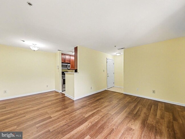 Building Photo - 33 Fern Oak Cir