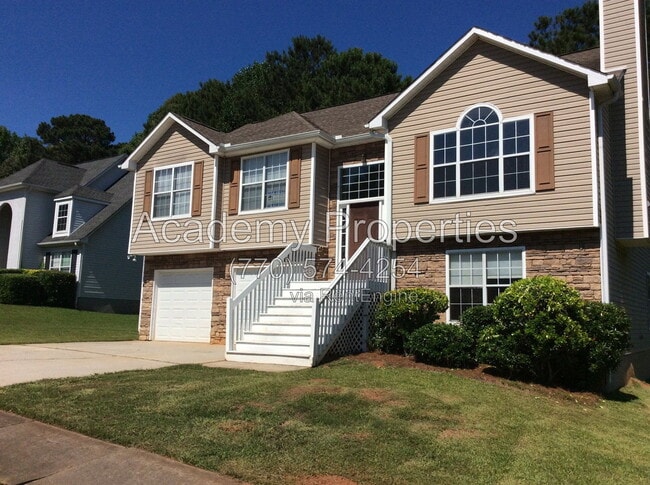 Building Photo - 390 Summer Hill Cir