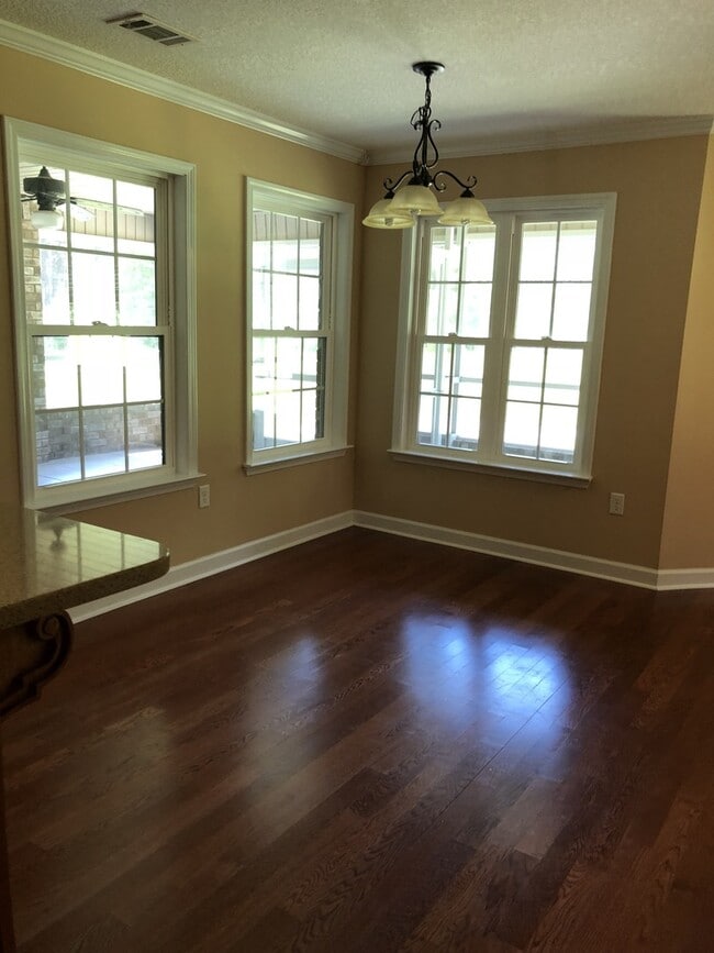 Building Photo - Coming Soon!!