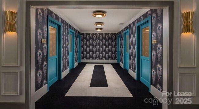 Building Photo - 2408 South Blvd