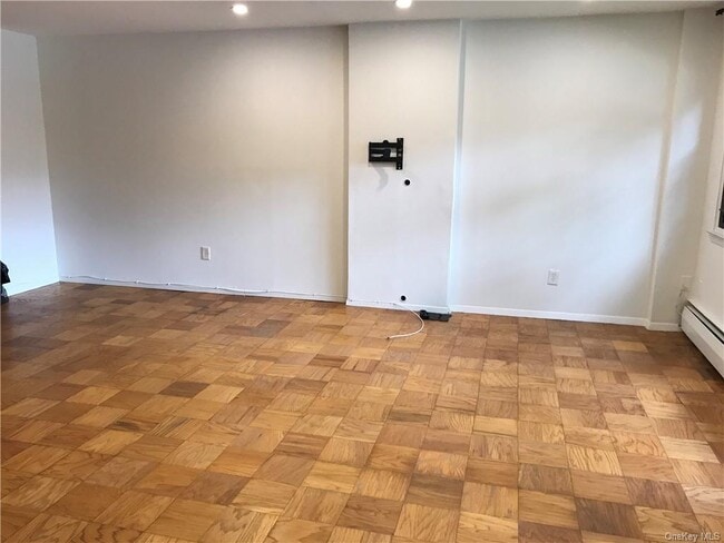 Building Photo - 2261 Palmer Ave